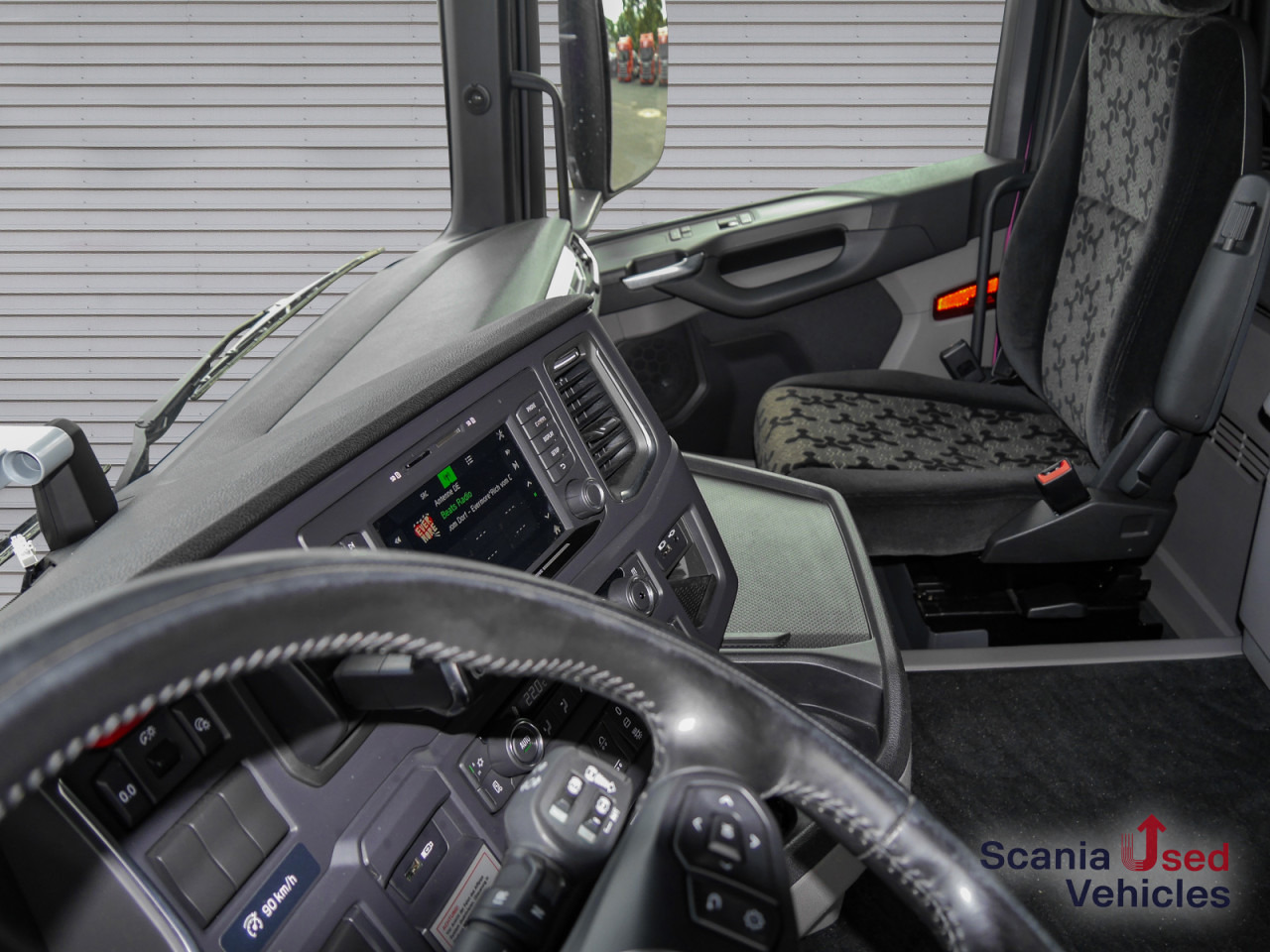 SCANIA R 410 B6x2*4NB - Pritsche / Plane / Hecktüren - - Camión lona: foto 3 SCANIA R 410 B6x2*4NB - Pritsche / Plane / Hecktüren - - Camión lona: foto 3