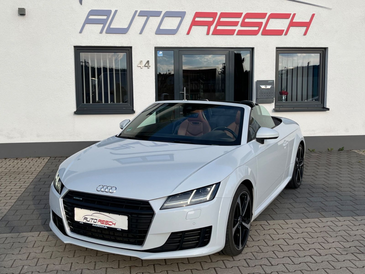 Audi TT Roadster 2.0 TFSI quattro - Coche: foto 1 Audi TT Roadster 2.0 TFSI quattro - Coche: foto 1