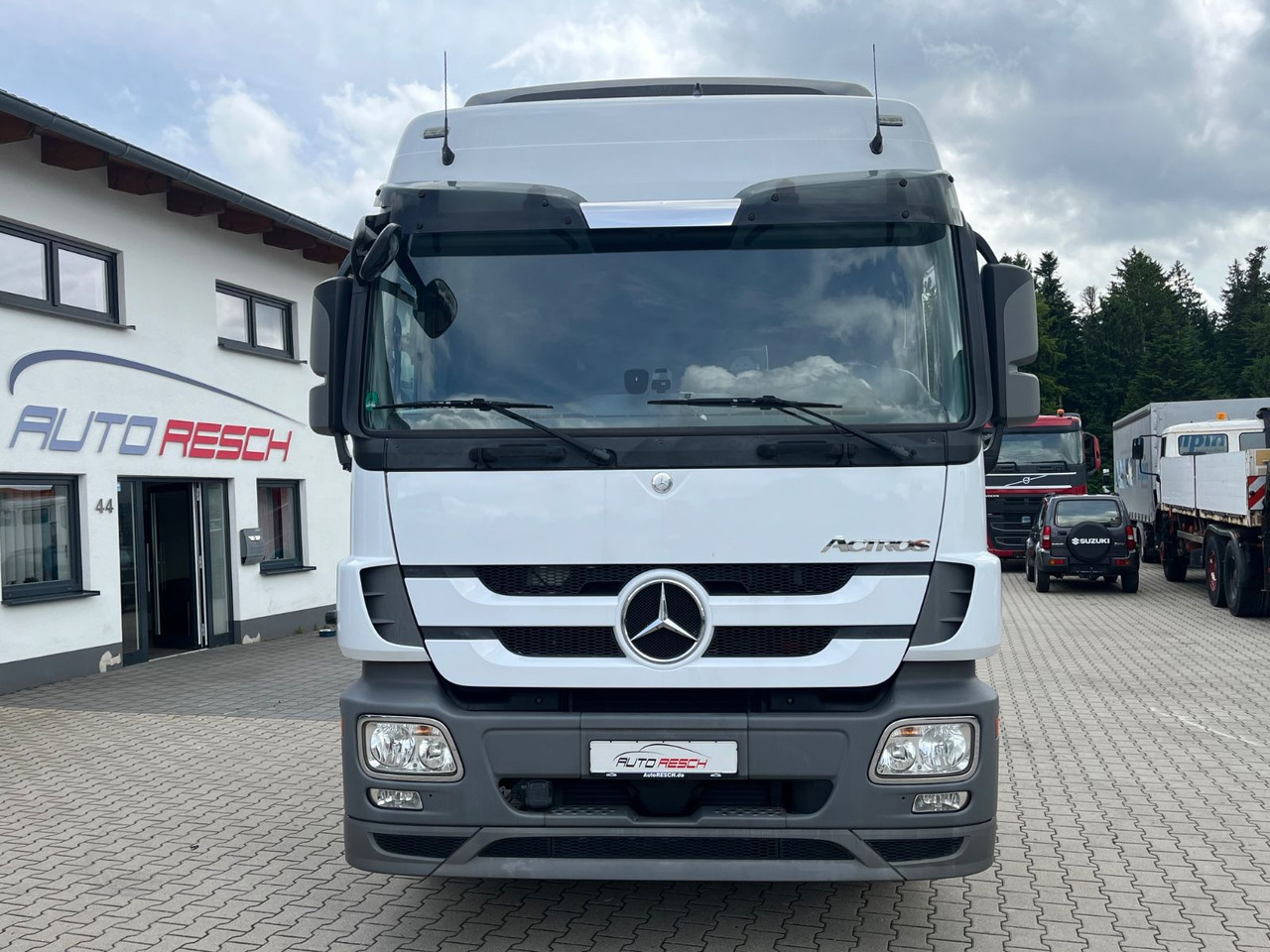 Mercedes-Benz Actros 2544 MP3 Abrollkipper original 84.000KM - Camión multibasculante: foto 2 Mercedes-Benz Actros 2544 MP3 Abrollkipper original 84.000KM - Camión multibasculante: foto 2