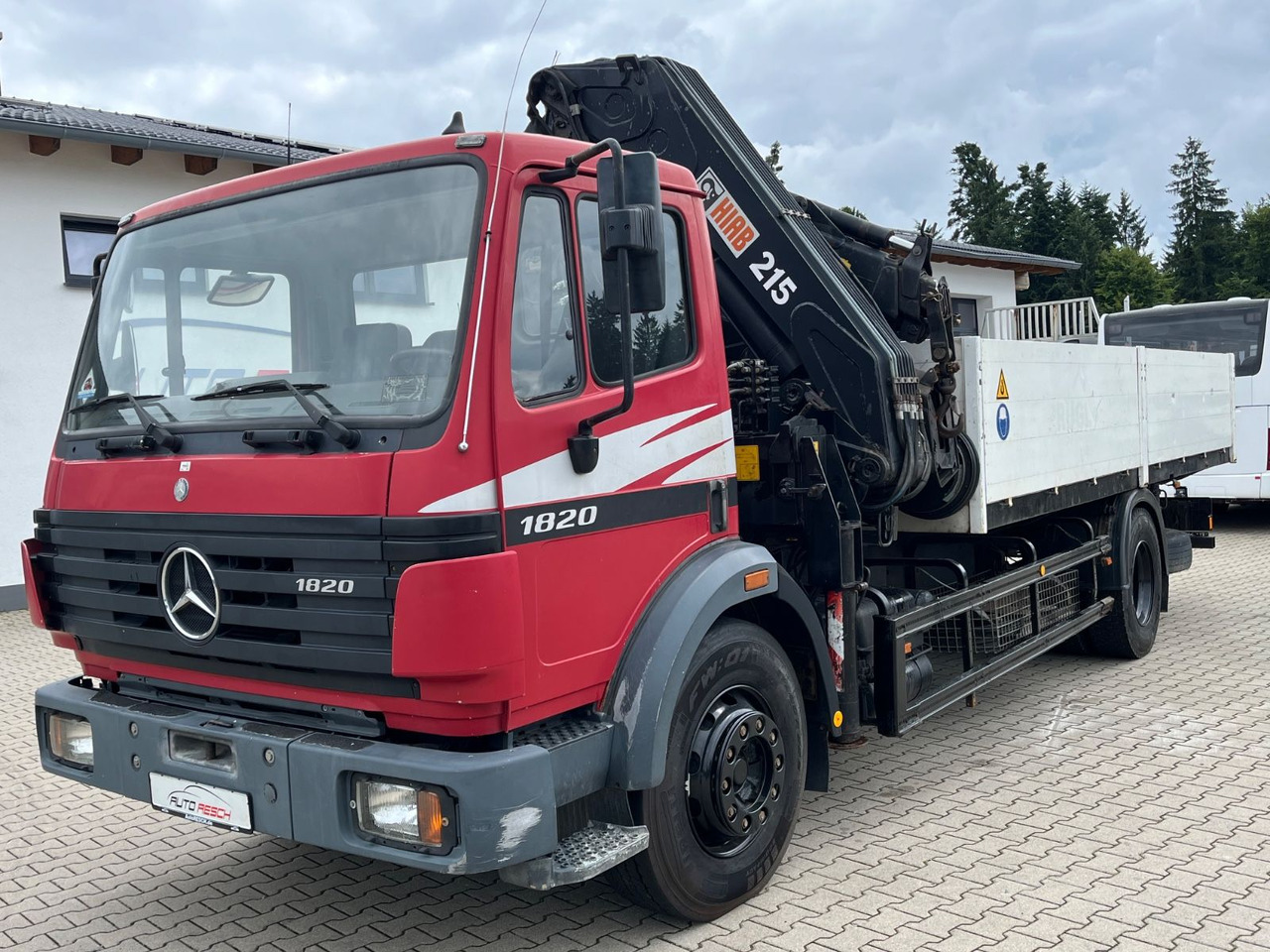 Mercedes-Benz SK 1820 mit HIAB 215-5 mit Jib und Winde - Camión caja abierta, Camión grúa: foto 4 Mercedes-Benz SK 1820 mit HIAB 215-5 mit Jib und Winde - Camión caja abierta, Camión grúa: foto 4