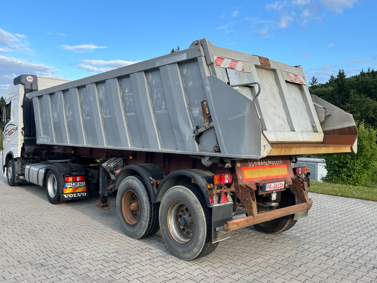 Schwarzmüller 2 Achs Alu Kippmulde Trommelbremse - Semirremolque volquete: foto 4 Schwarzmüller 2 Achs Alu Kippmulde Trommelbremse - Semirremolque volquete: foto 4