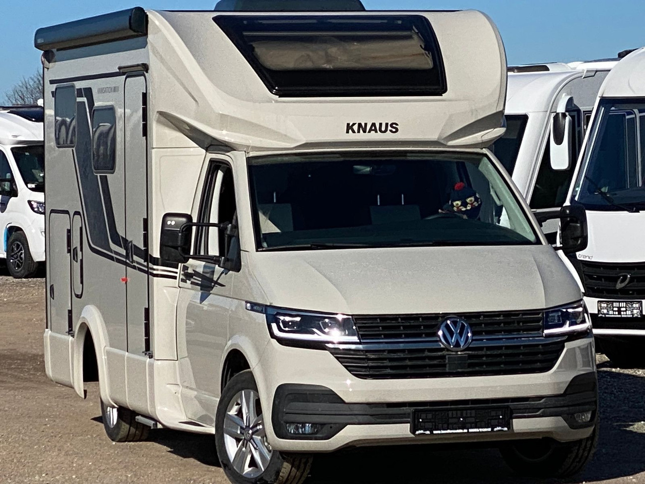 Knaus TOURER CUVISION 500 MQ,4 Personen,slide Bett Knaus TOURER CUVISION 500 MQ,4 Personen - Autocaravana perfilada: foto 2 Knaus TOURER CUVISION 500 MQ,4 Personen,slide Bett Knaus TOURER CUVISION 500 MQ,4 Personen - Autocaravana perfilada: foto 2