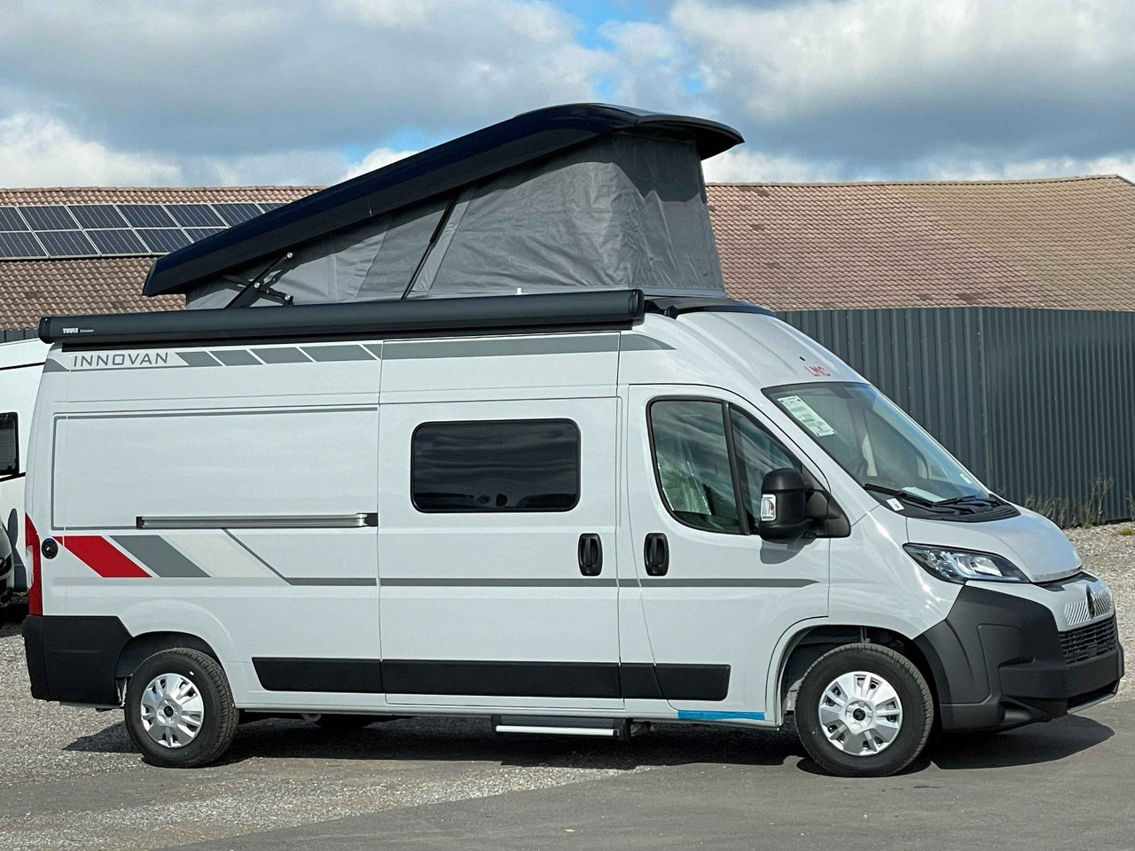 LMC INNOVAN 600 ,ASD, Aufstelldach,26 Modell, - Cámper: foto 2 LMC INNOVAN 600 ,ASD, Aufstelldach,26 Modell, - Cámper: foto 2