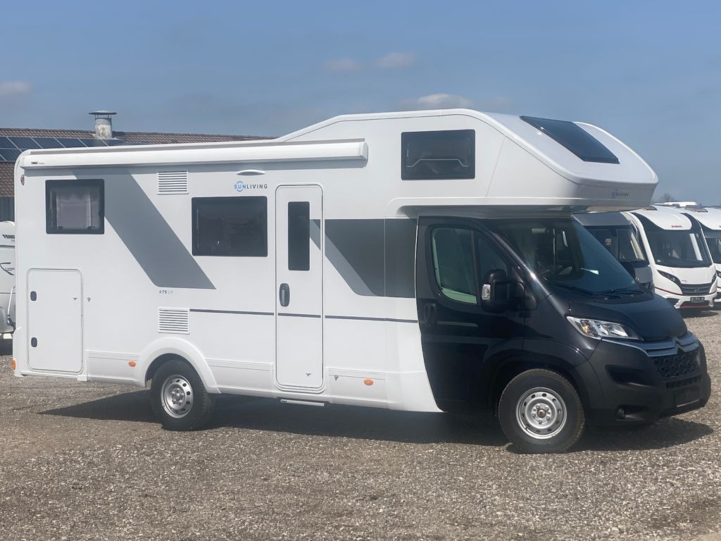 Autocaravana capuchina nuevo Sun Living A 75 DP, 5 Personen: foto 1