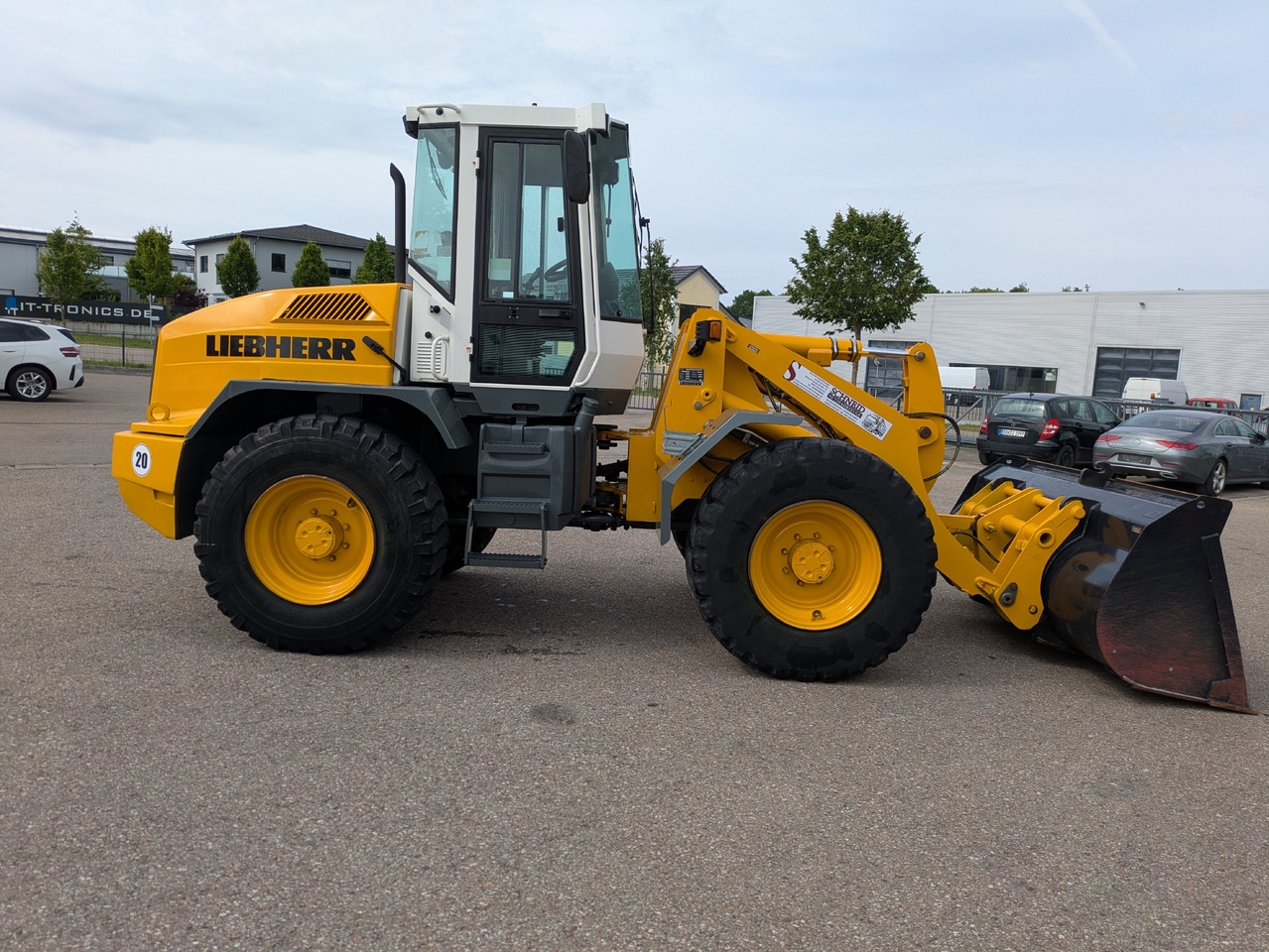 LIEBHERR L514 Radlader Schnellwechsler Schaufel - Cargadora de ruedas: foto 4 LIEBHERR L514 Radlader Schnellwechsler Schaufel - Cargadora de ruedas: foto 4