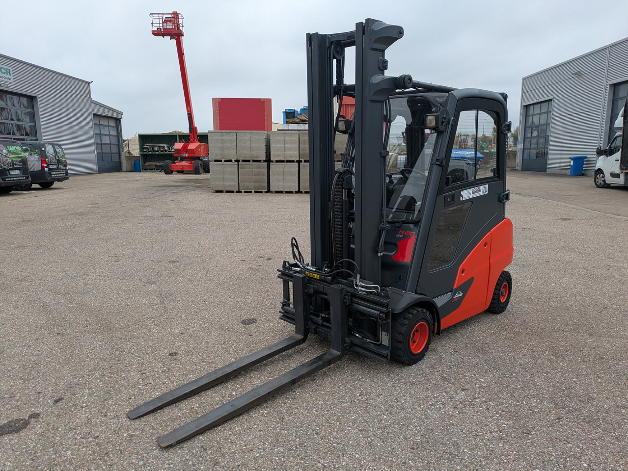 Linde H20D-01 Diesel Stapler Triplexmast Kabine Heizung ZVG - Carretilla elevadora diésel: foto 1 Linde H20D-01 Diesel Stapler Triplexmast Kabine Heizung ZVG - Carretilla elevadora diésel: foto 1