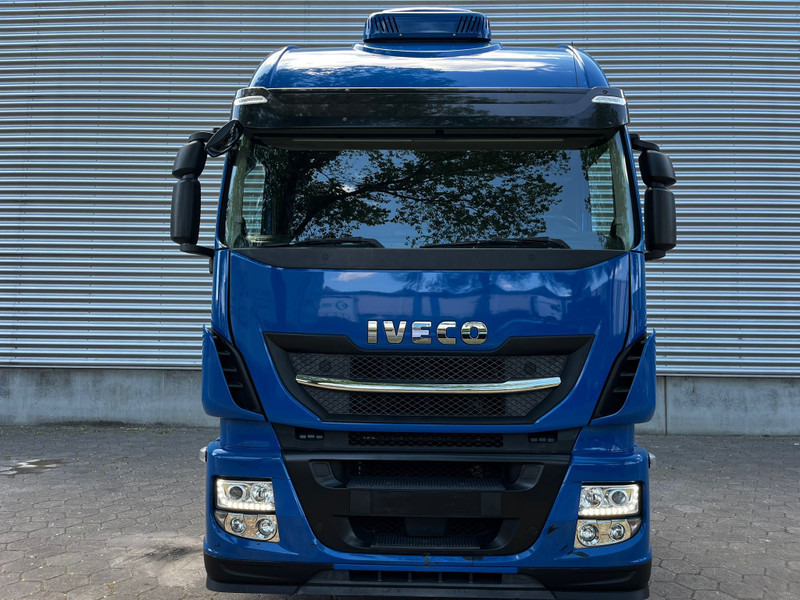 Iveco Stralis AS 570 / Retarder / Roof Klima / 2 Tanks / 2 In Stock - Cabeza tractora: foto 4 Iveco Stralis AS 570 / Retarder / Roof Klima / 2 Tanks / 2 In Stock - Cabeza tractora: foto 4