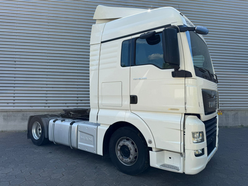 MAN TGX 18.500 XLX / Intarder / Roof Klima / 2 Tanks - Cabeza tractora: foto 2 MAN TGX 18.500 XLX / Intarder / Roof Klima / 2 Tanks - Cabeza tractora: foto 2