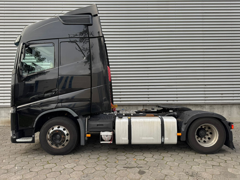Volvo FH 420 / I-Shift / ADR / 2 Tanks / Euro 6 / NL Truck - Cabeza tractora: foto 5 Volvo FH 420 / I-Shift / ADR / 2 Tanks / Euro 6 / NL Truck - Cabeza tractora: foto 5