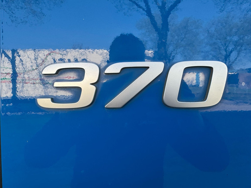 Cabeza tractora Volvo FM 370 / 2 Tanks / I-Shift / NL Truck: foto 16