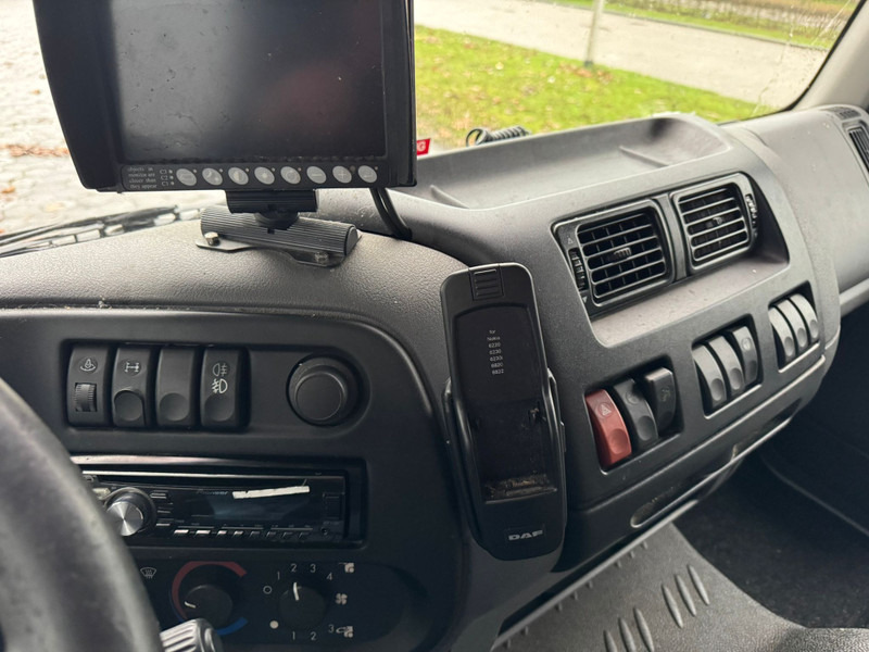 Camión frigorífico DAF LF 55.220 / Carrier / 6 Cilinder / Tail Lift / Euro 5 / 380.000 KM / NL Truck: foto 8