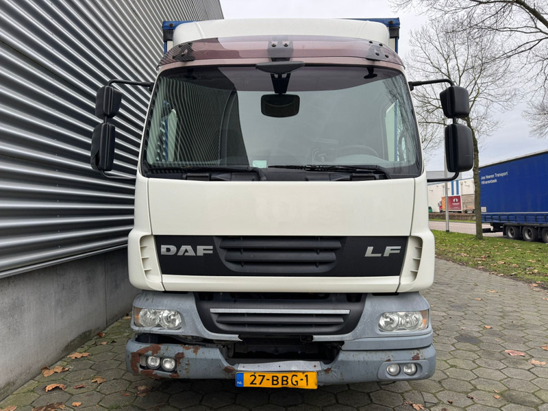 DAF LF55.220 / Machine Transport / Tail Lift / NL Truck - Camión lona: foto 5 DAF LF55.220 / Machine Transport / Tail Lift / NL Truck - Camión lona: foto 5