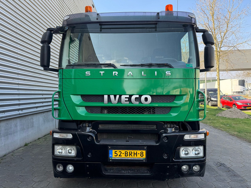 Iveco Stralis 360 / 6X2 / HMF1320K4 / Remote Control / EURO 5 / NL Truck - Camión grúa: foto 5 Iveco Stralis 360 / 6X2 / HMF1320K4 / Remote Control / EURO 5 / NL Truck - Camión grúa: foto 5