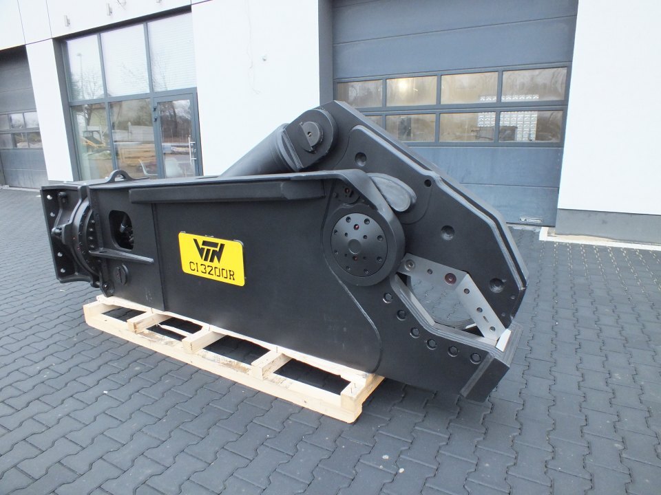 VTN CI 3200 R Hydraulic scrap metal shear 3260 kg - Cizalla de demolición para Excavadora: foto 2 VTN CI 3200 R Hydraulic scrap metal shear 3260 kg - Cizalla de demolición para Excavadora: foto 2