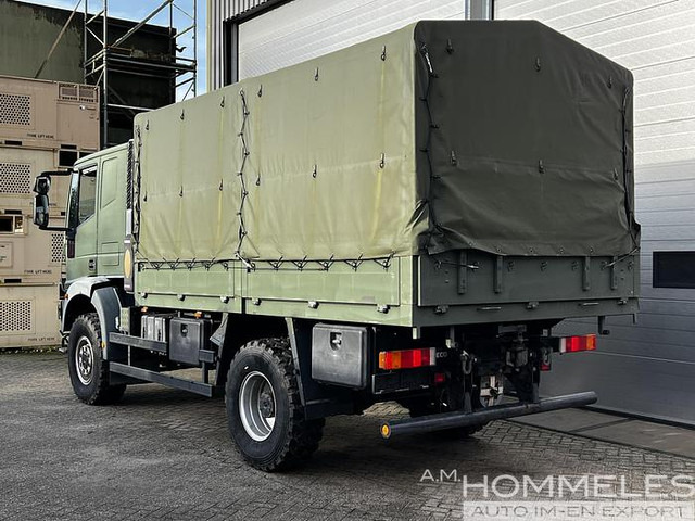 Camión caja abierta Iveco 100E22 4x4 (M104): foto 9