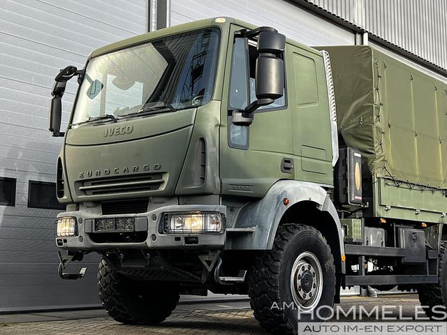 Camión caja abierta Iveco 100E22 4x4 (M104): foto 16