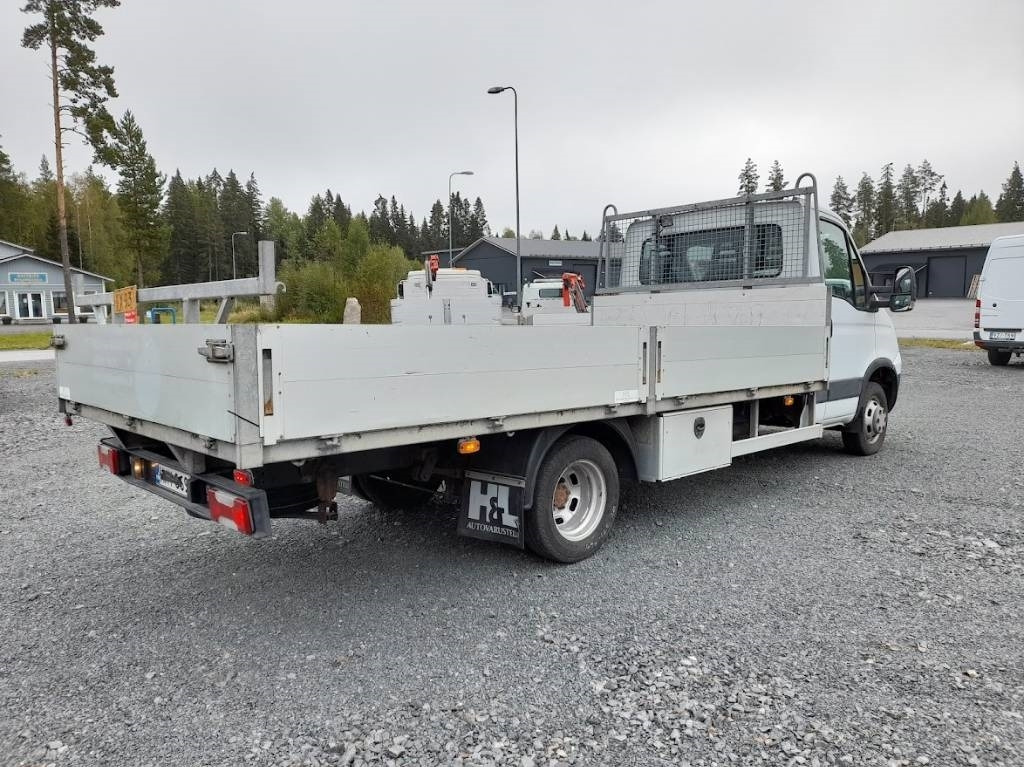 Iveco Daily 40 C18 automat - Furgoneta caja abierta: foto 4 Iveco Daily 40 C18 automat - Furgoneta caja abierta: foto 4