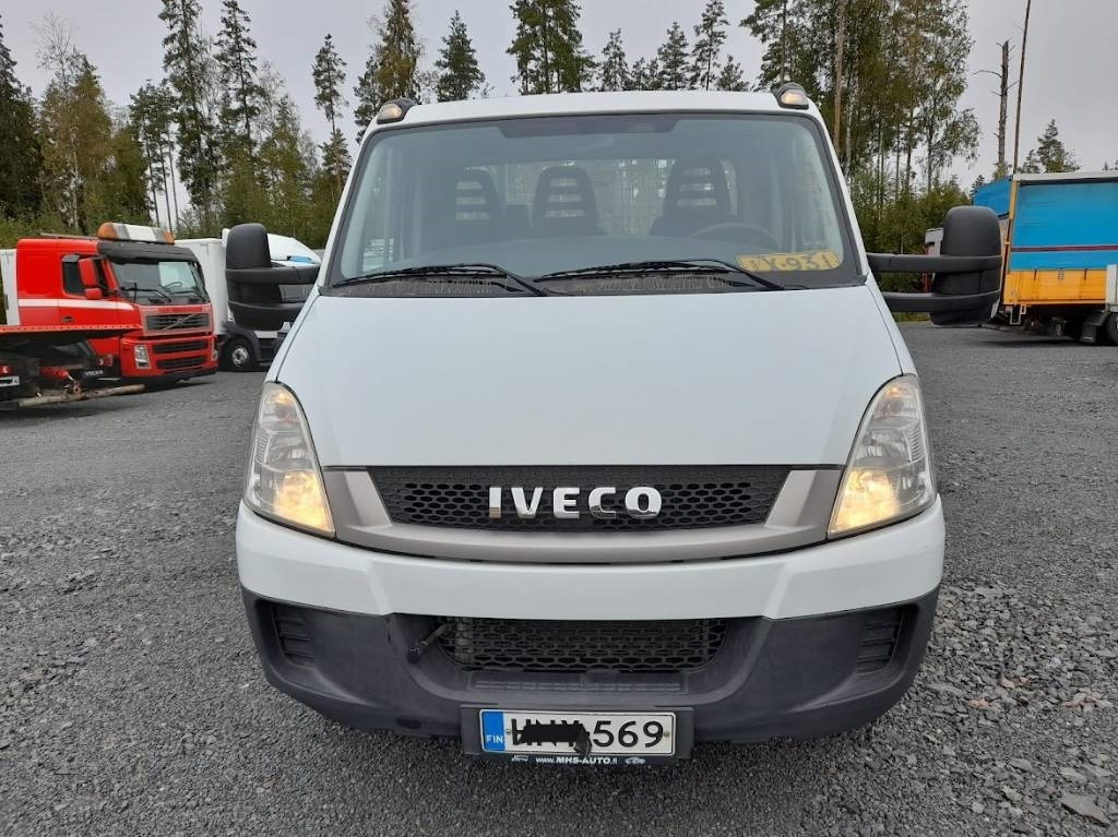 Iveco Daily 40 C18 automat - Furgoneta caja abierta: foto 2 Iveco Daily 40 C18 automat - Furgoneta caja abierta: foto 2