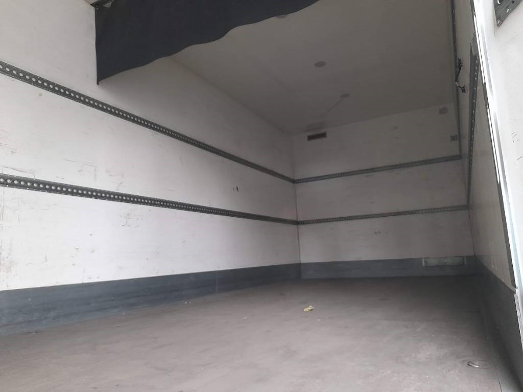 Camión caja cerrada Iveco Eurocargo 120-250 Umpikori SSC-Heat System: foto 6