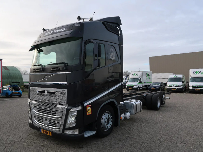 Volvo FH 420 Glob, I-Park Cool, ACC, NL Truck, TOP! - Camión chasis: foto 1 Volvo FH 420 Glob, I-Park Cool, ACC, NL Truck, TOP! - Camión chasis: foto 1