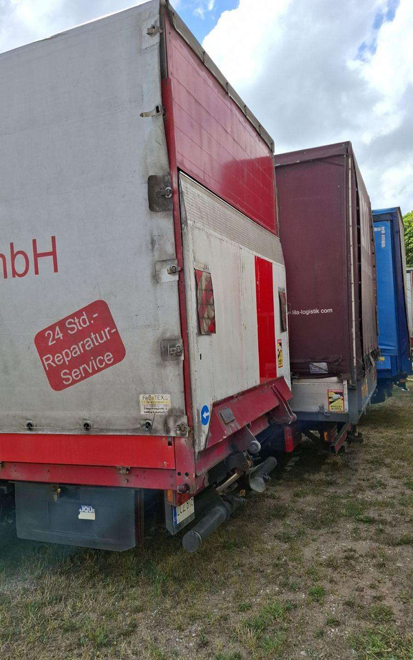 Mercedes-Benz 823 - Camión lona: foto 4 Mercedes-Benz 823 - Camión lona: foto 4