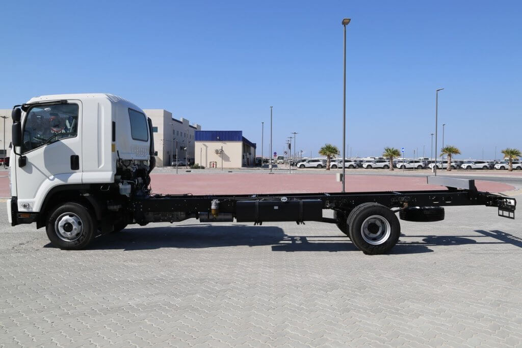 ISUZU FRR – 11 Ton GVW, Payload 7 Ton 4×2 Single Cabin Chassis with AC MY24 - Camión chasis: foto 3 ISUZU FRR – 11 Ton GVW, Payload 7 Ton 4×2 Single Cabin Chassis with AC MY24 - Camión chasis: foto 3