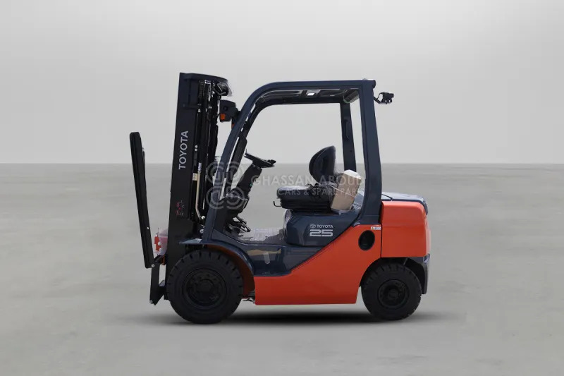 Toyota 62-8FD25 2.5 Tons Diesel 3 Stage Forklift - Carretilla elevadora diésel: foto 2 Toyota 62-8FD25 2.5 Tons Diesel 3 Stage Forklift - Carretilla elevadora diésel: foto 2