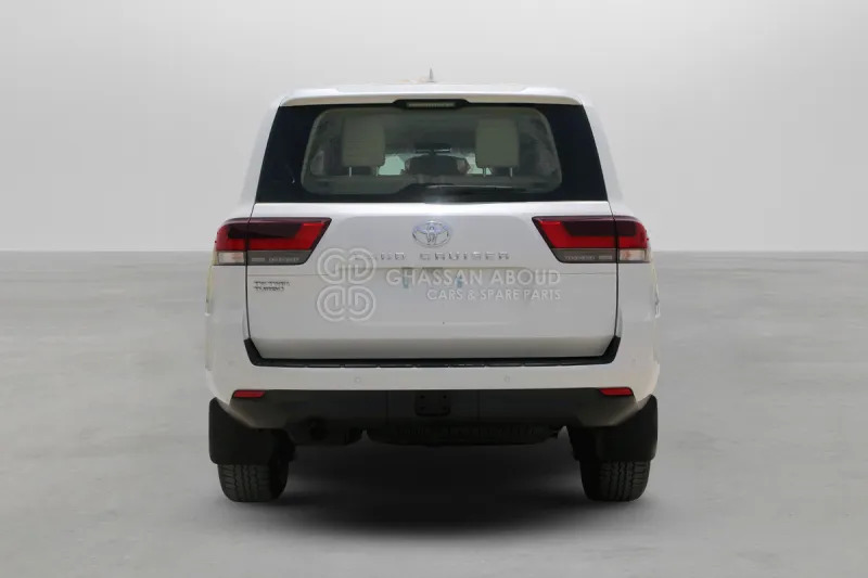 Toyota Land Cruiser 300 - SUV/ Todoterreno: foto 4 Toyota Land Cruiser 300 - SUV/ Todoterreno: foto 4