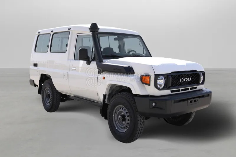Toyota Land Cruiser HardTop LC78 4X4 - Coche: foto 1 Toyota Land Cruiser HardTop LC78 4X4 - Coche: foto 1