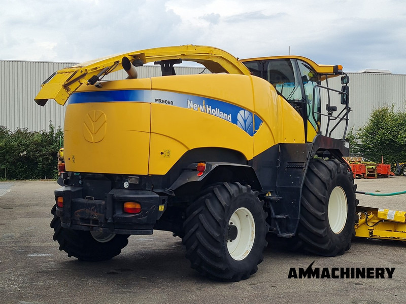 Cosechadora de forraje para transporte de alimentos New Holland FR9060 including Kemper 375 Plus: foto 18