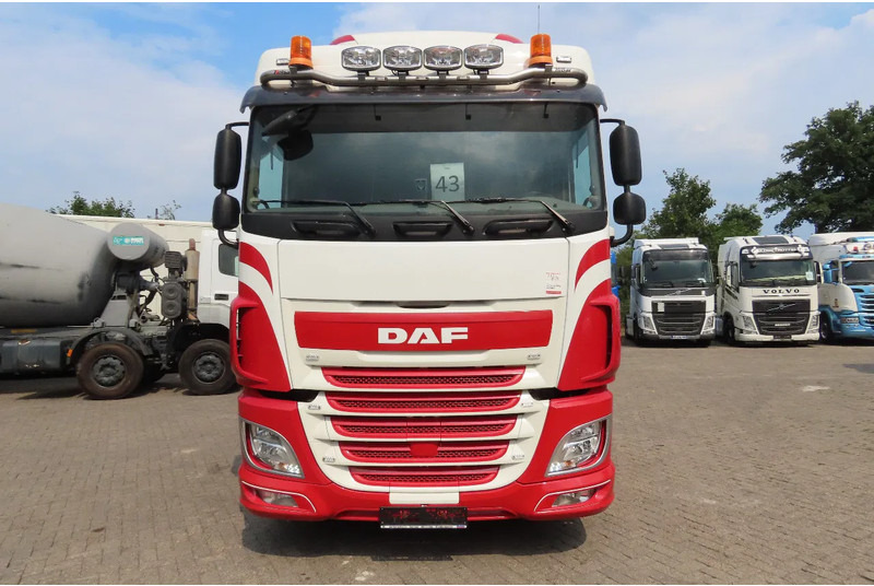 DAF XF 440 Retarder, Real leather, Frigo. Belgian truck! - Cabeza tractora: foto 2 DAF XF 440 Retarder, Real leather, Frigo. Belgian truck! - Cabeza tractora: foto 2