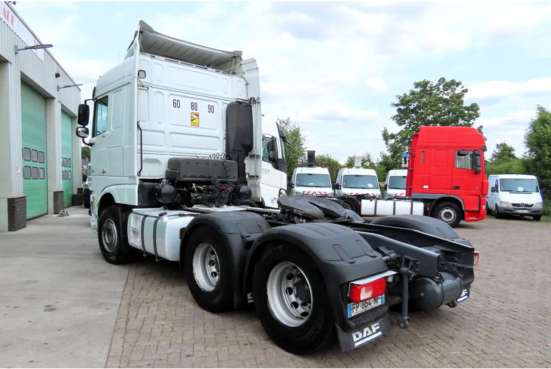 Cabeza tractora DAF XF 530 6x4 Retarder, Frigo, P-Cool, 2 beds: foto 8