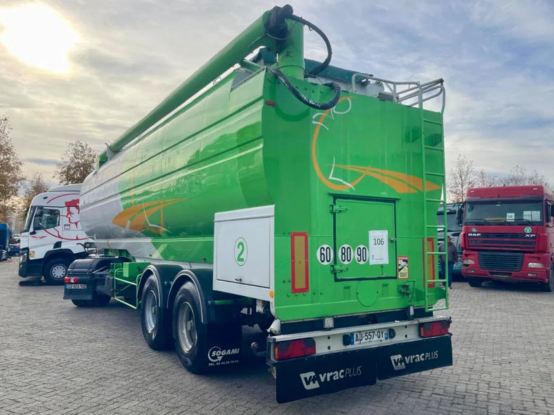 LEVEQUES TSCI, AUGER, HATZ diesel? 7 COMPARTMENTS. Great condition! - Semirremolque cisterna: foto 4 LEVEQUES TSCI, AUGER, HATZ diesel? 7 COMPARTMENTS. Great condition! - Semirremolque cisterna: foto 4