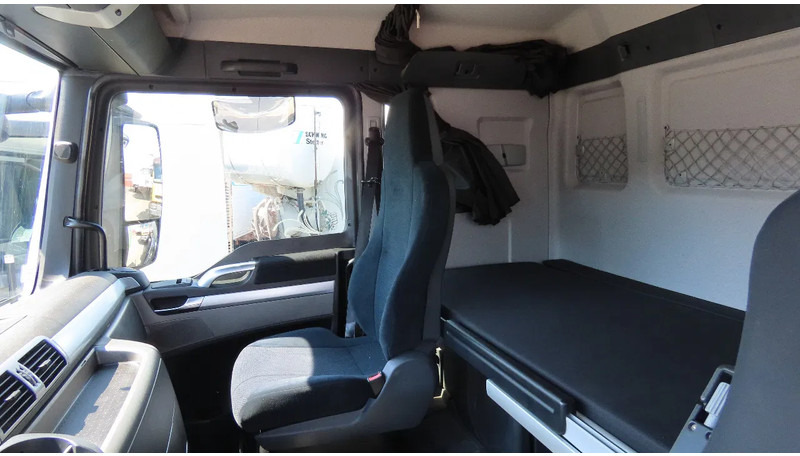Camión lona MAN TGX 26.480 446577 KM! RETARDER+ liftaxel + moving axel: foto 16