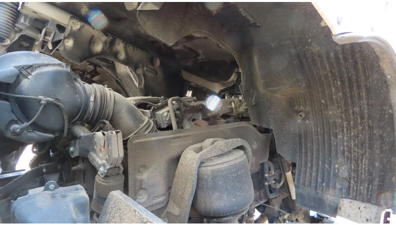 Camión lona MAN TGX 26.480 446577 KM! RETARDER+ liftaxel + moving axel: foto 19