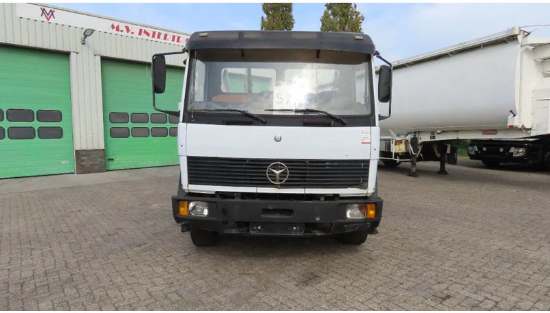 Mercedes-Benz 1514 Manual diesel pomp. Very clean - Camión con equipo de cable: foto 5 Mercedes-Benz 1514 Manual diesel pomp. Very clean - Camión con equipo de cable: foto 5