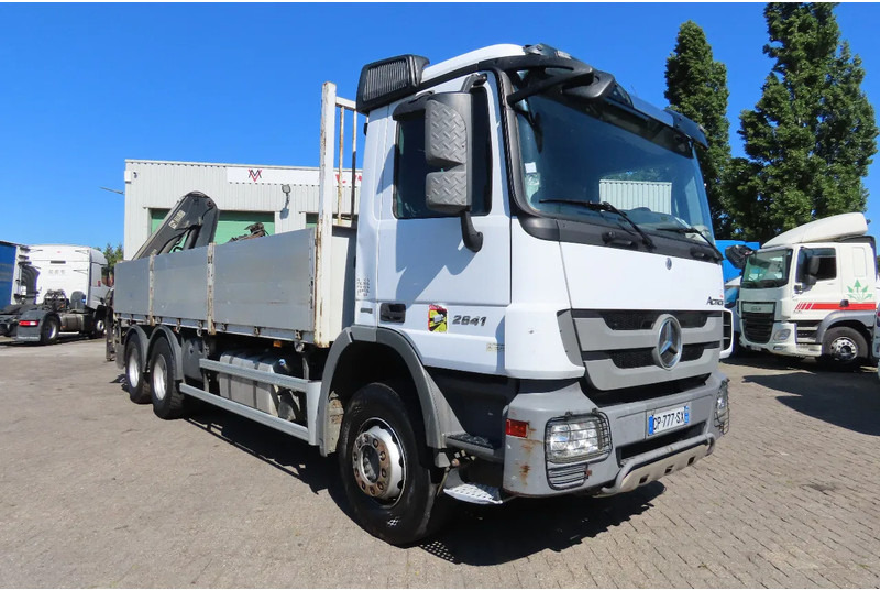 Mercedes-Benz Actros 2641 6x4 HIAB XS144 Hiduo SPRING/SPRING - Camión grúa: foto 2 Mercedes-Benz Actros 2641 6x4 HIAB XS144 Hiduo SPRING/SPRING - Camión grúa: foto 2