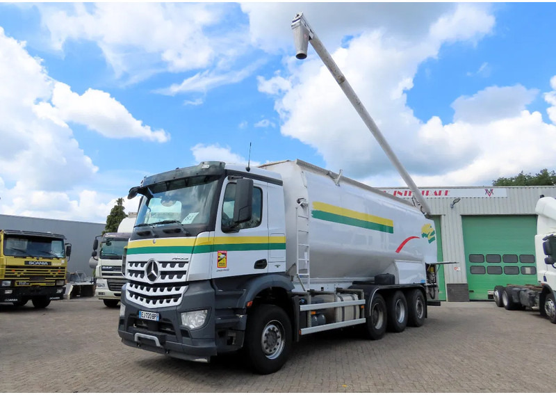 Mercedes-Benz Arocs 3245 8X4 SILO AUGER (FULL TRUCK IS FOR SALE) - Camión cisterna: foto 2 Mercedes-Benz Arocs 3245 8X4 SILO AUGER (FULL TRUCK IS FOR SALE) - Camión cisterna: foto 2
