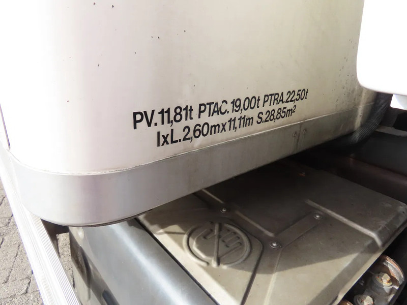 Camión frigorífico Renault D 33019T Great condition! !! Telma/Retarder, Thermoking, FRC 05/2026, Sleeper: foto 18
