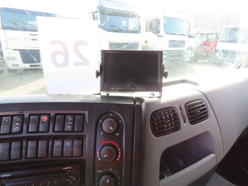 Camión frigorífico Renault D 33019T Great condition! !! Telma/Retarder, Thermoking, FRC 05/2026, Sleeper: foto 14