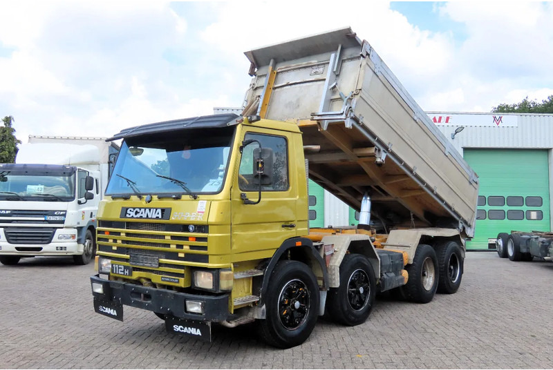 Scania 112 - 360 8x4,GREAT CONDITION! 100% VERY CLEAN - Camión volquete: foto 5 Scania 112 - 360 8x4,GREAT CONDITION! 100% VERY CLEAN - Camión volquete: foto 5