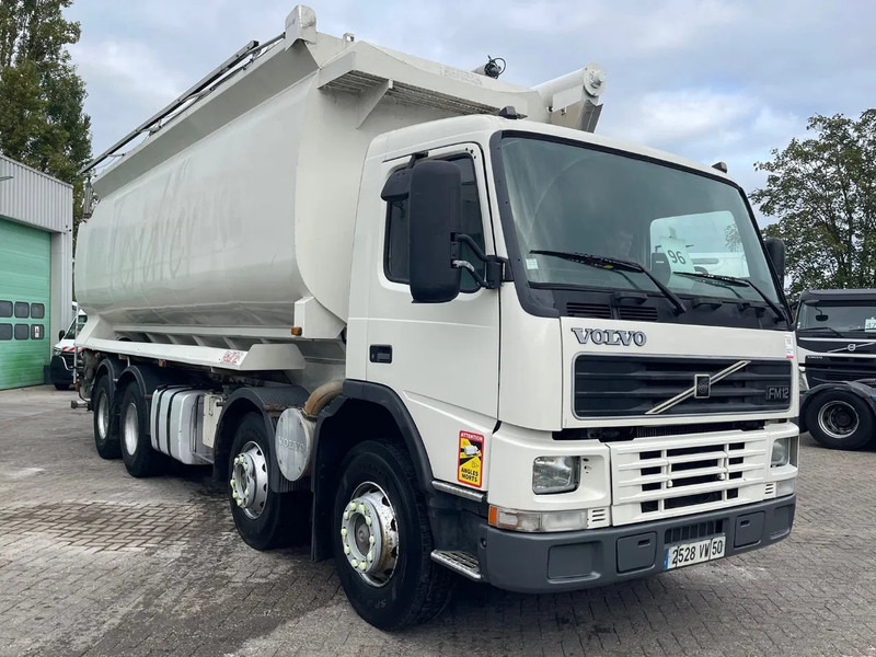 Volvo FM 12.380 8X4 SILO AUGER / AIR GREAT CONDITION / fully serviced! - Camión cisterna: foto 4 Volvo FM 12.380 8X4 SILO AUGER / AIR GREAT CONDITION / fully serviced! - Camión cisterna: foto 4