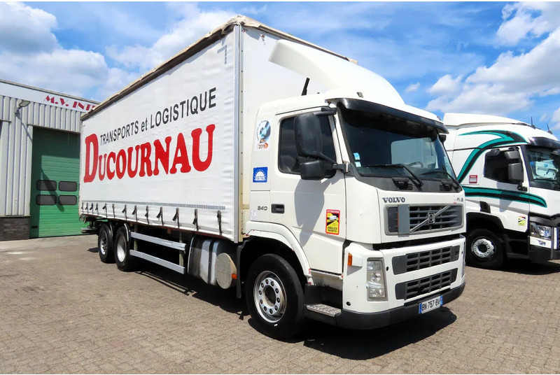 Volvo FM 340 6x2, TOP Condition truck!! - Camión lona: foto 1 Volvo FM 340 6x2, TOP Condition truck!! - Camión lona: foto 1