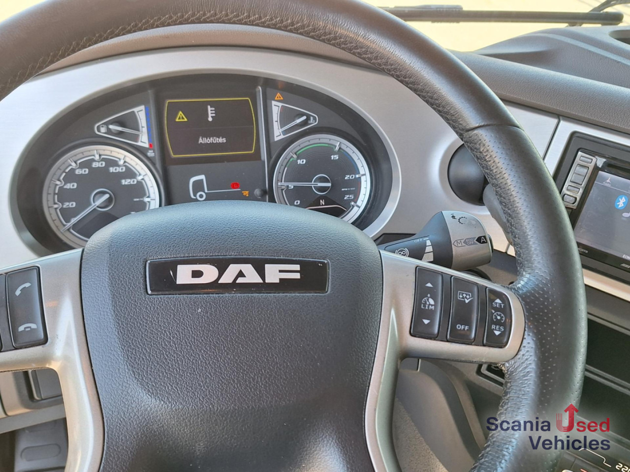 DAF XF 480 6X2 BDF Super Space Lenkachse ! - Camión portacontenedore/ Intercambiable: foto 4 DAF XF 480 6X2 BDF Super Space Lenkachse ! - Camión portacontenedore/ Intercambiable: foto 4