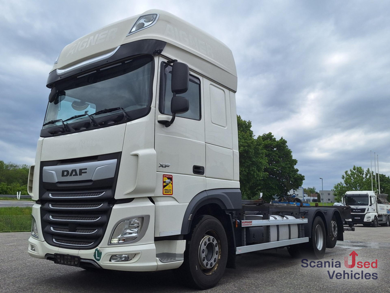DAF XF 480 6x2 SSC Intarder ! - Camión portacontenedore/ Intercambiable: foto 1 DAF XF 480 6x2 SSC Intarder ! - Camión portacontenedore/ Intercambiable: foto 1