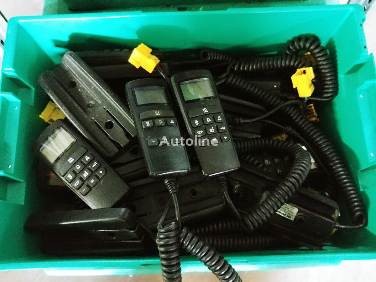 Eberspächer WEBASTO/NIGHT REMOTE WITH/WITHOUT RADIO CONTROL Scania - Calefacción/ Ventilación para Camión: foto 5 Eberspächer WEBASTO/NIGHT REMOTE WITH/WITHOUT RADIO CONTROL Scania - Calefacción/ Ventilación para Camión: foto 5