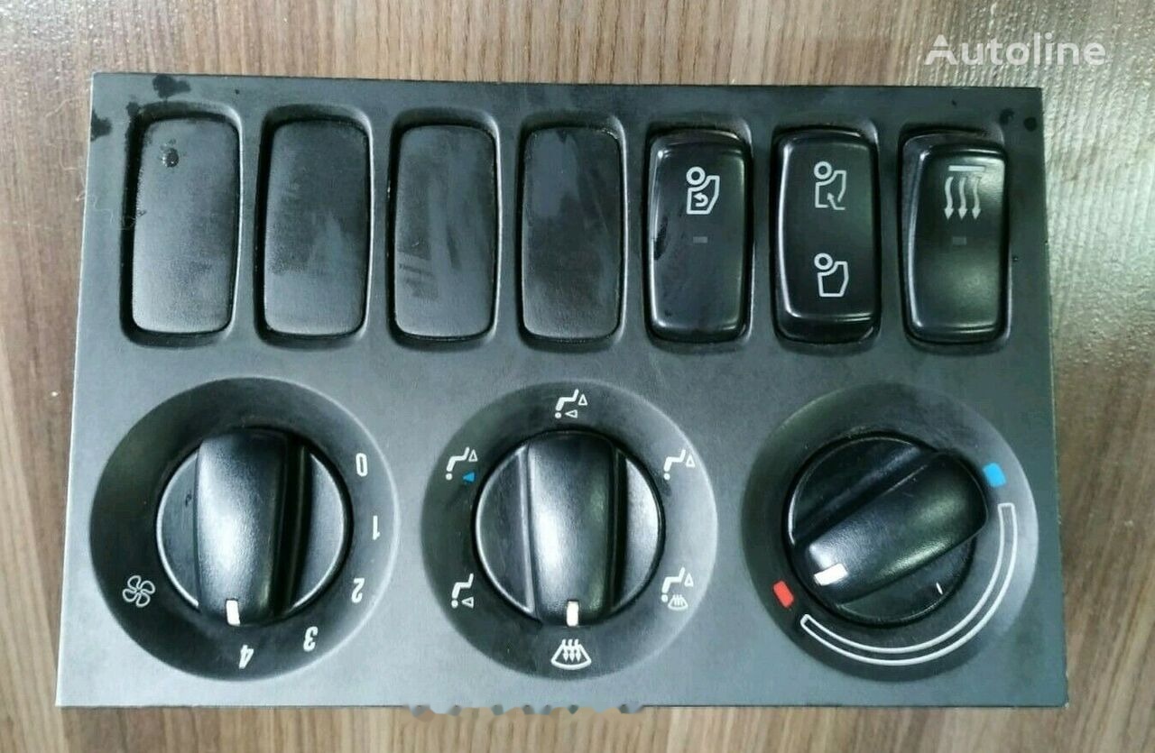 Scania HEATER CONTROLS, HEATER CONTROL PANEL - Salpicadero para Camión: foto 1 Scania HEATER CONTROLS, HEATER CONTROL PANEL - Salpicadero para Camión: foto 1