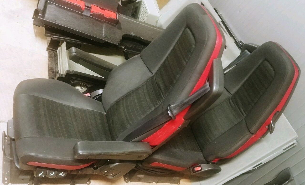 Volvo SET OF 2 PNEUMATIC AIR S, LEFT AND RIGHT, LHD Volvo FH4 - Asiento para Camión: foto 3 Volvo SET OF 2 PNEUMATIC AIR S, LEFT AND RIGHT, LHD Volvo FH4 - Asiento para Camión: foto 3