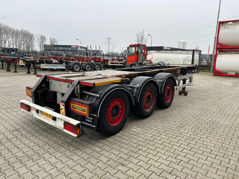 Burg 20FT ADR (EX/II, EX/III, FL, AT) Chassis, Leergewicht : 3.690kg, SAF INTRADISC, 2x Liftachse, NL-Chassis, APK/ADR: 04-2025 - Semirremolque portacontenedore/ Intercambiable: foto 3 Burg 20FT ADR (EX/II, EX/III, FL, AT) Chassis, Leergewicht : 3.690kg, SAF INTRADISC, 2x Liftachse, NL-Chassis, APK/ADR: 04-2025 - Semirremolque portacontenedore/ Intercambiable: foto 3