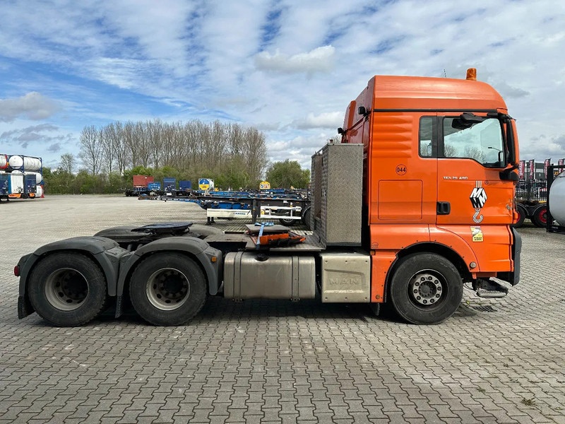 MAN TGX 26.480 6x4, MANUAL GEARBOX, ONLY CABIN DAMAGE, 231.000KM - Cabeza tractora: foto 3 MAN TGX 26.480 6x4, MANUAL GEARBOX, ONLY CABIN DAMAGE, 231.000KM - Cabeza tractora: foto 3